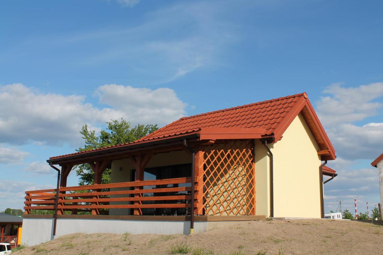 Domki W Porcie Zielony Gaj Mikołajki 外观 照片